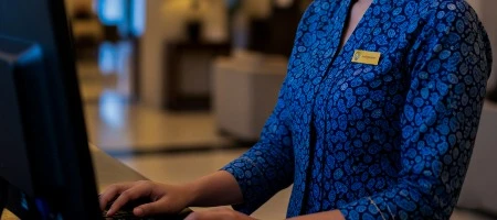Sistem operasional hotel yang bergantung internet
